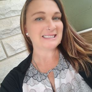 Meet your Posher, Kara